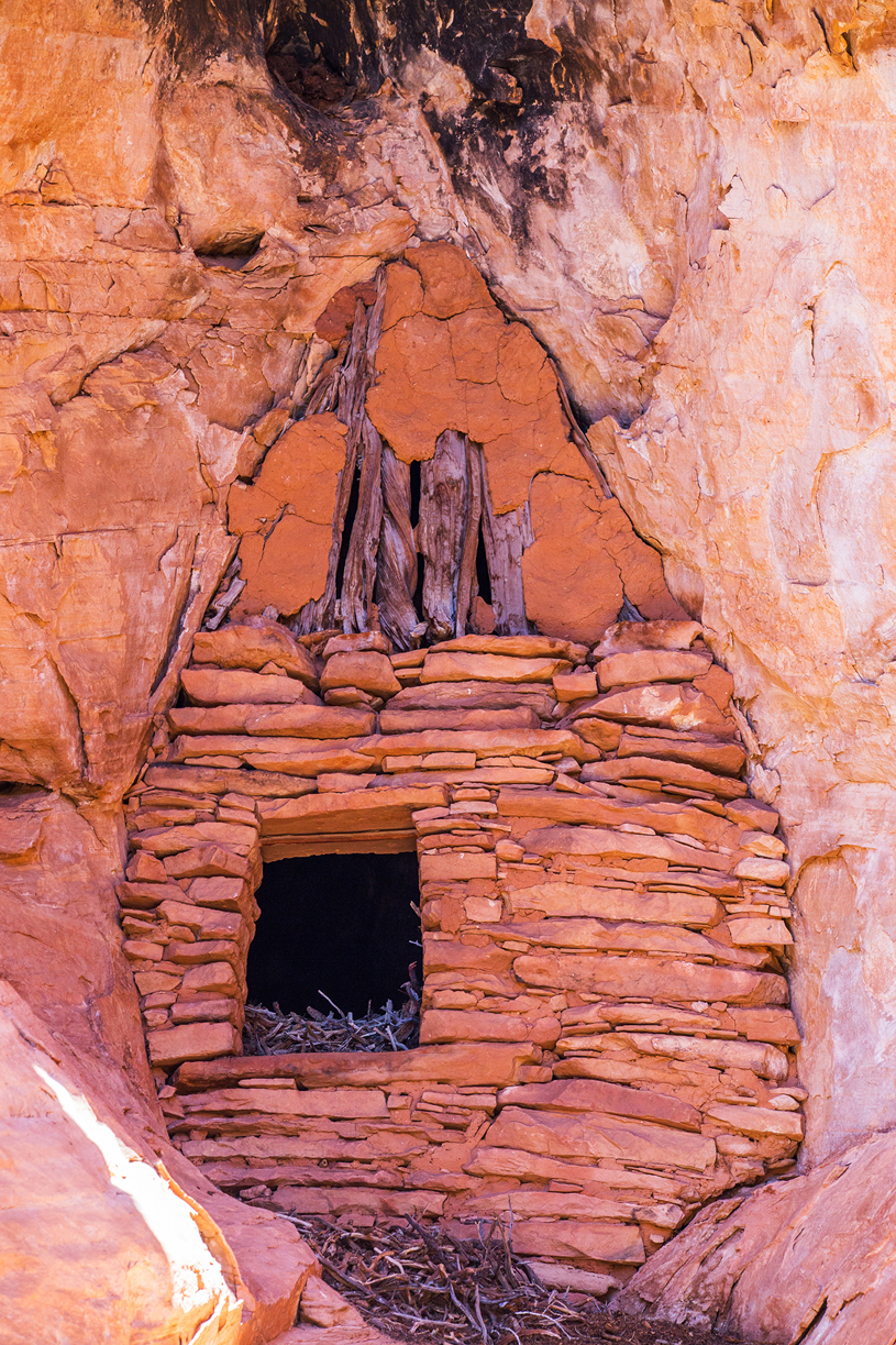 Cliff dwelling, Forest Service lands, cut from Bears Ears National Monument, photo by Jonathan Bailey