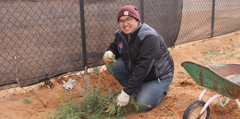 Farmer Darrell Yazzie