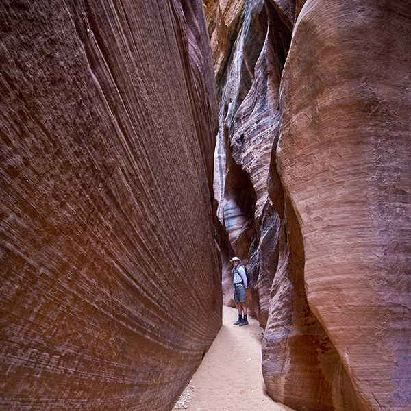 Blog - EO Vermilion Cliffs (Wire Pass hike)