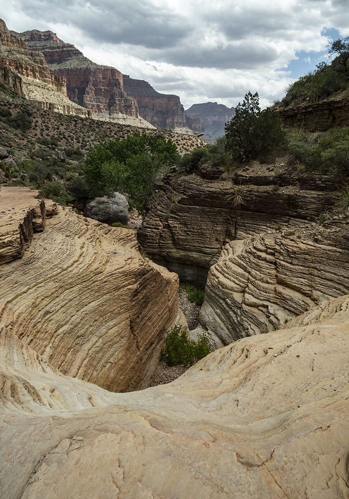 A view of a sculpted tapeats sandstone gorge in the Grand Canyon