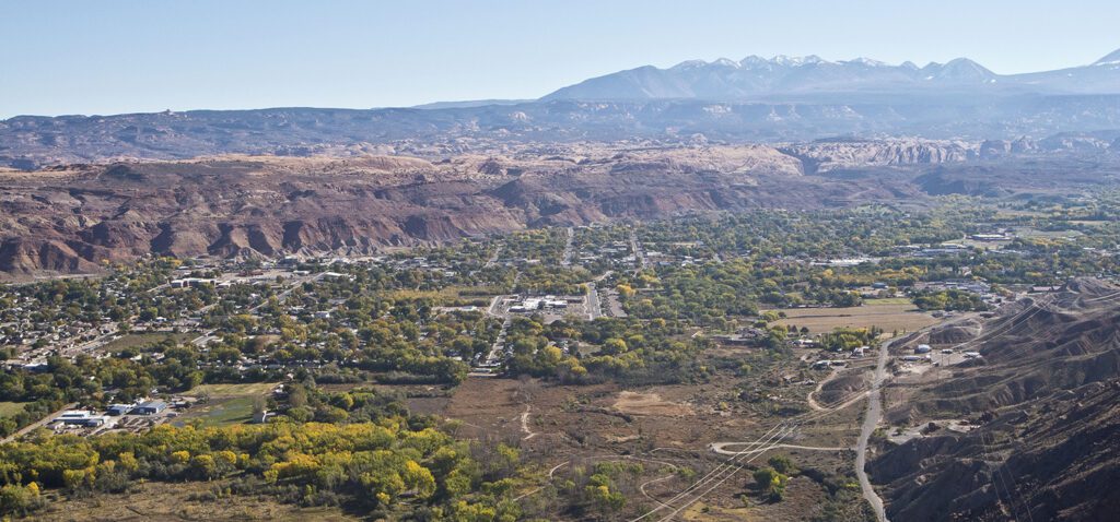 Views of Moab Valley from the Portal Overlook